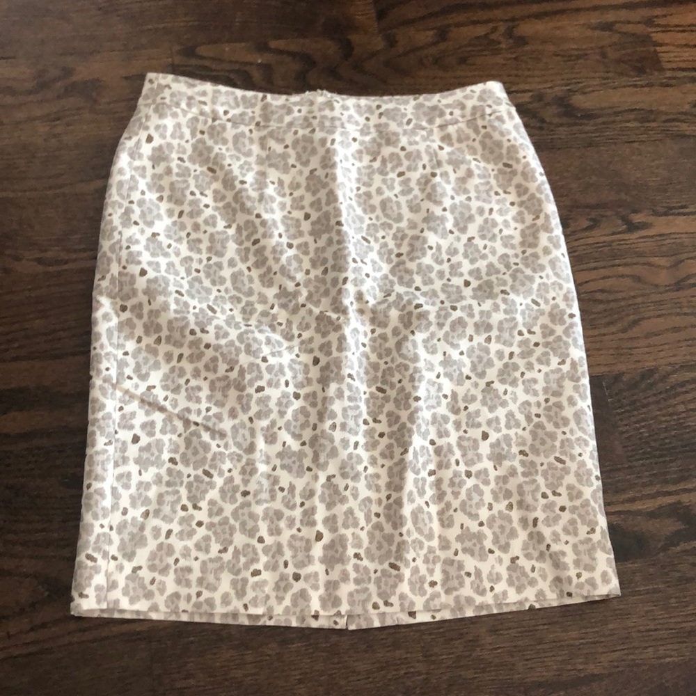 Loft skirt